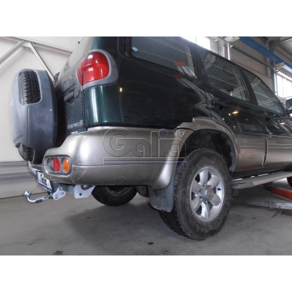 Теглич за NISSAN Terrano II 93-03
